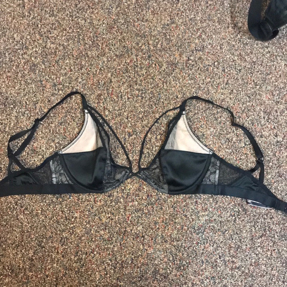 Victoria’s Secret bra!
